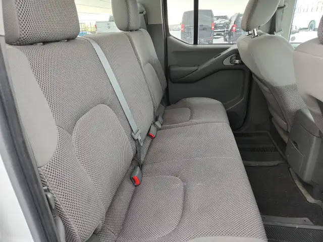 2011 Nissan Frontier - Photo 16
