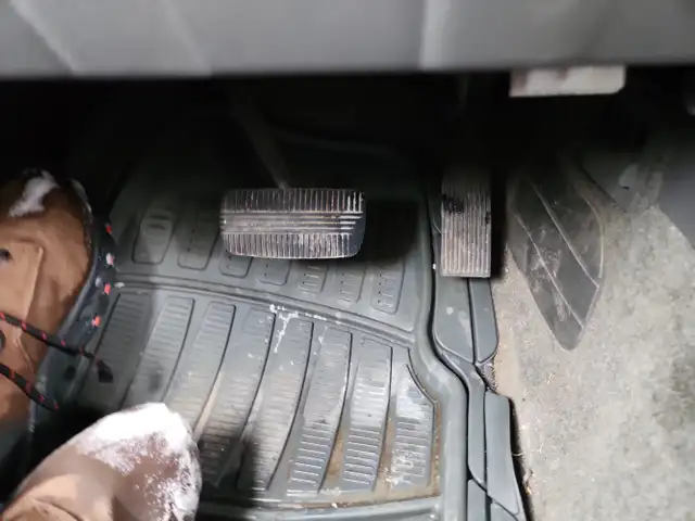2011 Nissan Frontier - Photo 23