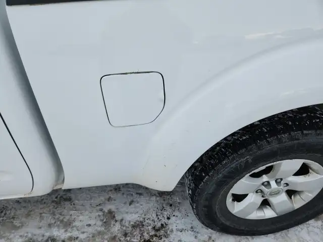 2011 Nissan Frontier - Photo 35