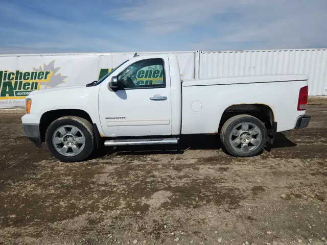 2009 GMC Sierra 1500 - Photo 2