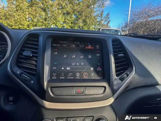 2016 Jeep Cherokee Limited | Sunroof | Leather Seats - Photo 16