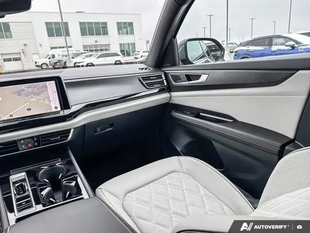 2026 Volkswagen Atlas Cross Sport Execline | VW CERTIFIED - Photo 12