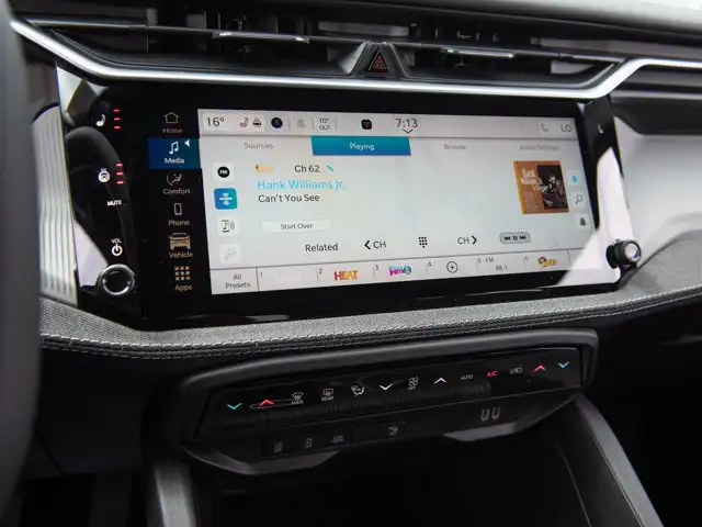 2026 Jeep Cherokee Laredo - Photo 15