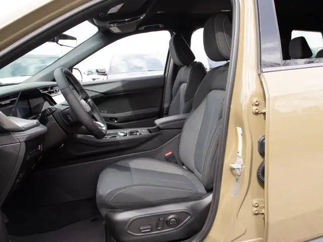 2026 Jeep Cherokee Laredo - Photo 19