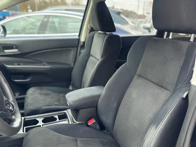 2015 Honda CR-V AWD 5dr LX - Photo 17