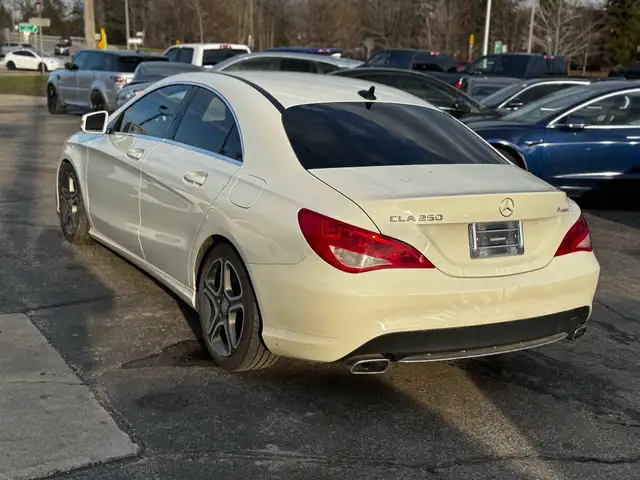 2016 Mercedes-Benz CLA-Class 4dr Sdn CLA 250 4MATIC - Photo 11