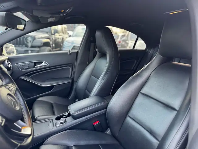 2016 Mercedes-Benz CLA-Class 4dr Sdn CLA 250 4MATIC - Photo 15