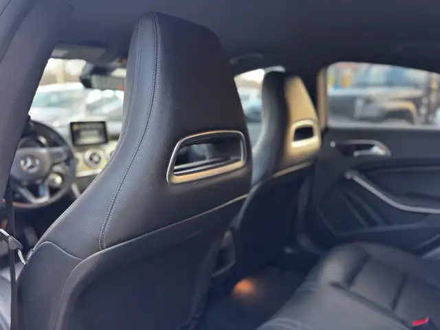 2016 Mercedes-Benz CLA-Class 4dr Sdn CLA 250 4MATIC - Photo 16