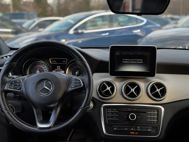 2016 Mercedes-Benz CLA-Class 4dr Sdn CLA 250 4MATIC - Photo 21