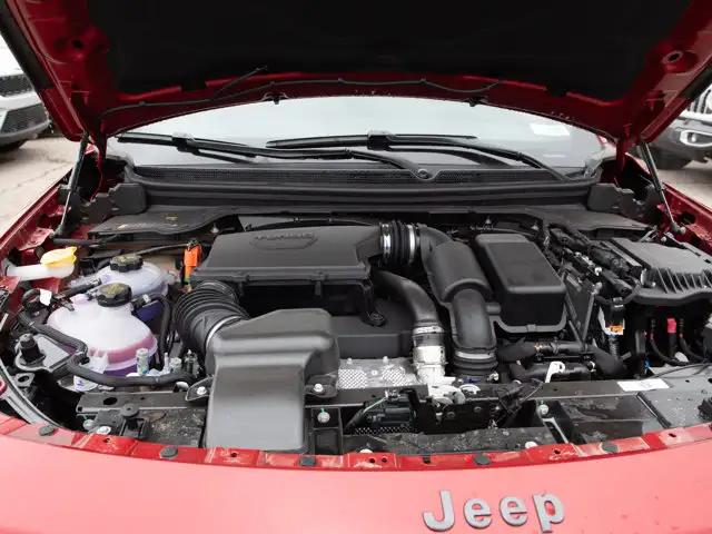 2026 Jeep Cherokee Laredo - Photo 8