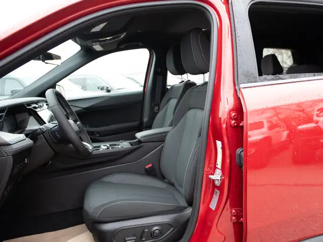 2026 Jeep Cherokee Laredo - Photo 19