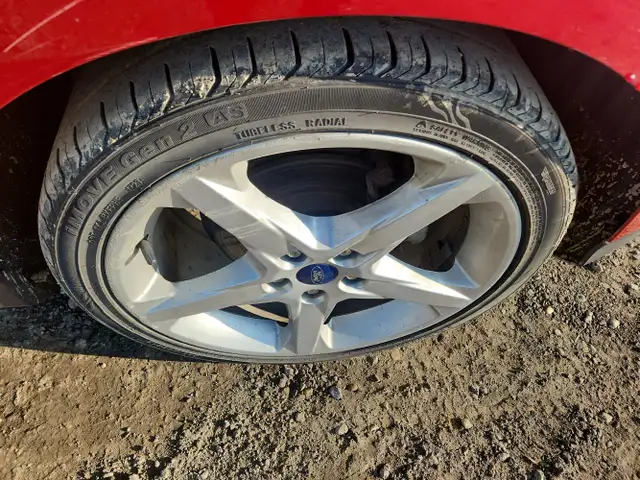 2012 Ford Focus - Photo 28