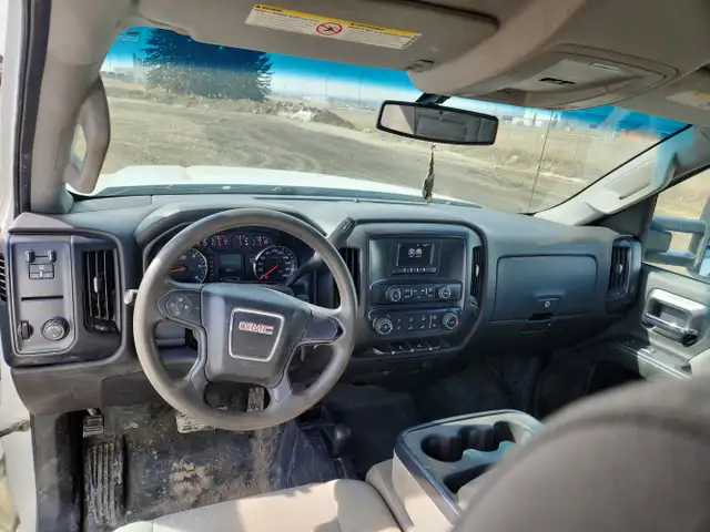 2016 GMC Sierra 2500HD - Photo 14