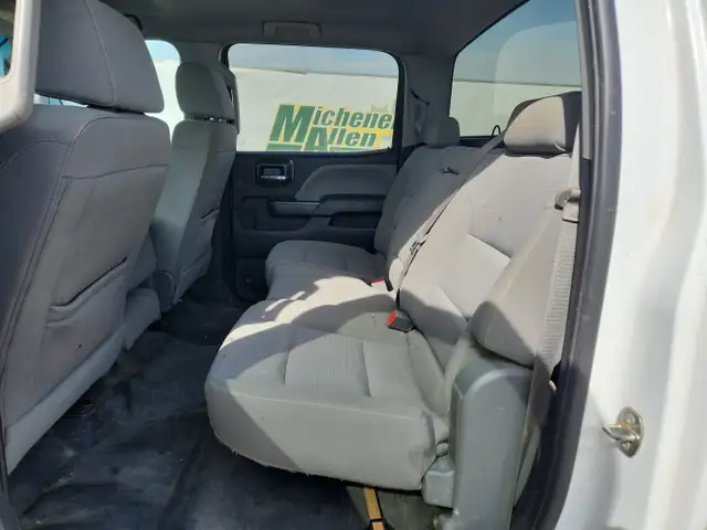 2016 GMC Sierra 2500HD - Photo 16