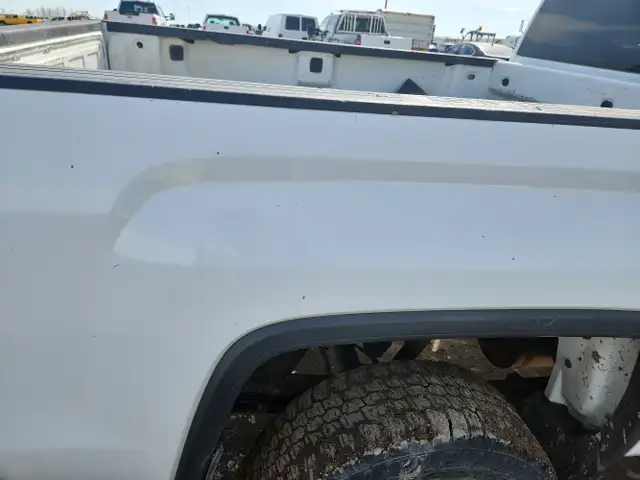 2016 GMC Sierra 2500HD - Photo 35