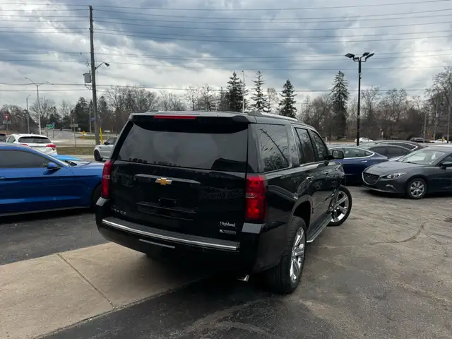 2017 Chevrolet Tahoe 4WD 4dr Premier - Photo 10