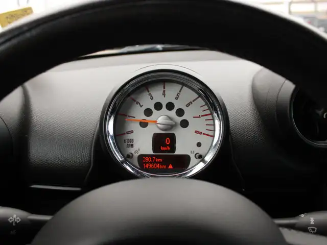 2014 MINI Cooper Countryman S  AWD | Manual | Harman/Kardon - Photo 5