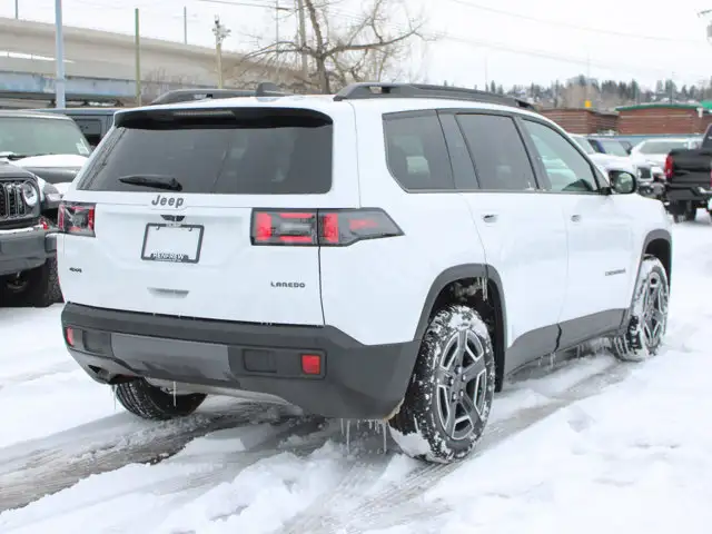 2026 Jeep Cherokee Laredo - Photo 4