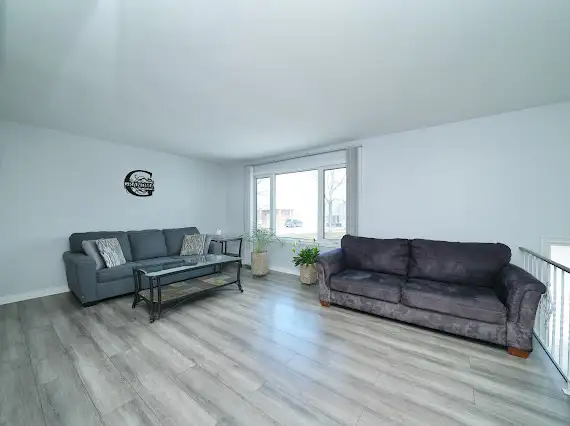 NORTH KILDONAN HOME FOR SALE - Photo 2