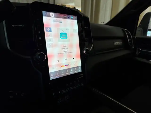 2026 Ram 3500 Big Horn | Navigation | Remote Start - Photo 15