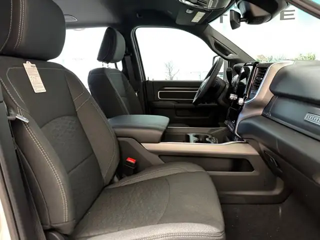 2026 Ram 3500 Big Horn | Navigation | Remote Start - Photo 18