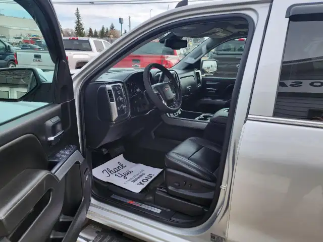 2018 Chevrolet Silverado 1500 5'8 FOOT BOX | 6.2L V8 | SUNROOF - Photo 8
