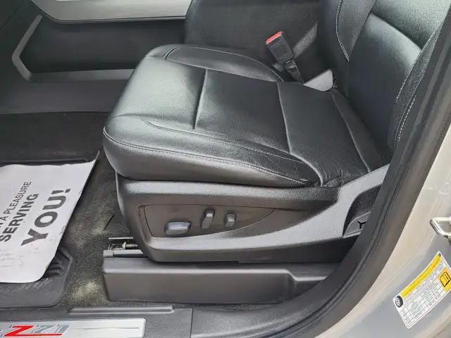 2018 Chevrolet Silverado 1500 5'8 FOOT BOX | 6.2L V8 | SUNROOF - Photo 12