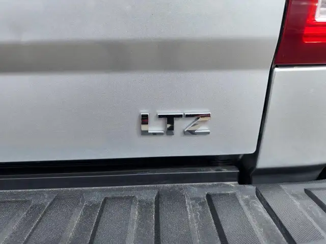 2018 Chevrolet Silverado 1500 5'8 FOOT BOX | 6.2L V8 | SUNROOF - Photo 17