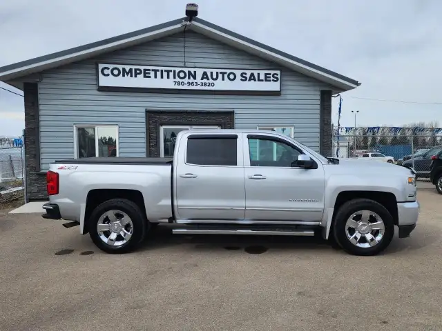 2018 Chevrolet Silverado 1500 5'8 FOOT BOX | 6.2L V8 | SUNROOF - Photo 20