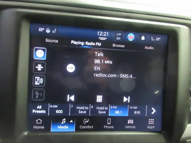 RAM 1500 CLASSIC 2022 EXPRESS NIGHT EDITION V-8 5.7 HEMI 4X4 SIE - Photo 14