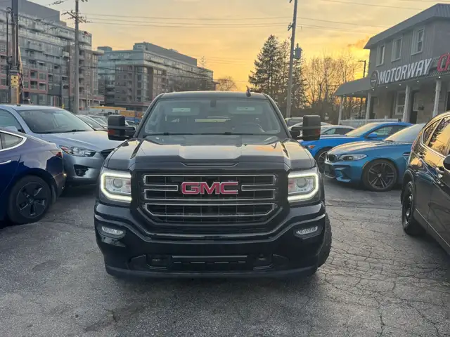 2017 GMC Sierra 1500 4WD Crew Cab 153.0' SLE - Photo 2