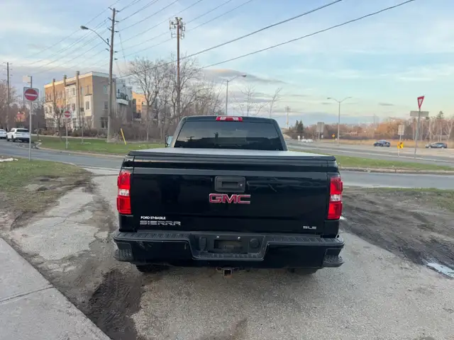 2017 GMC Sierra 1500 4WD Crew Cab 153.0' SLE - Photo 7