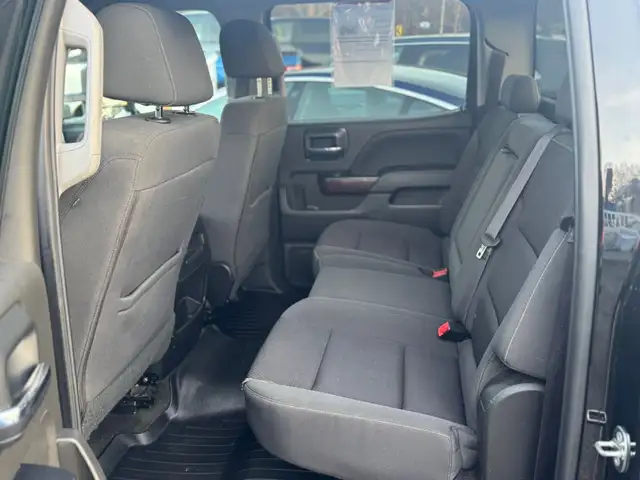 2017 GMC Sierra 1500 4WD Crew Cab 153.0' SLE - Photo 14