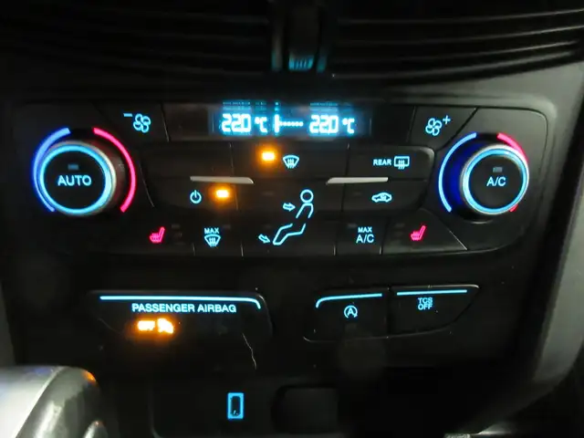 FORD ESCAPE 2019 SEL 4WD JAMAIS ACCIDENTE / 1 PROPRIO / TOUT EQU - Photo 18