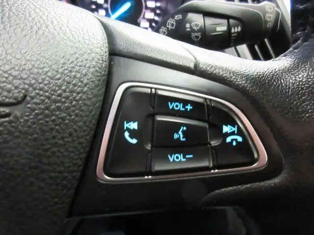 FORD ESCAPE 2019 SEL 4WD JAMAIS ACCIDENTE / 1 PROPRIO / TOUT EQU - Photo 28