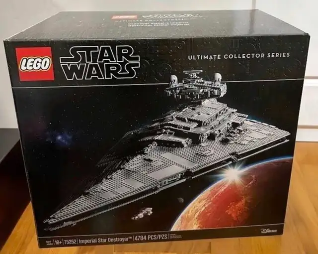 Lego 75252 UCS Star Destroyer New Sealed Retired