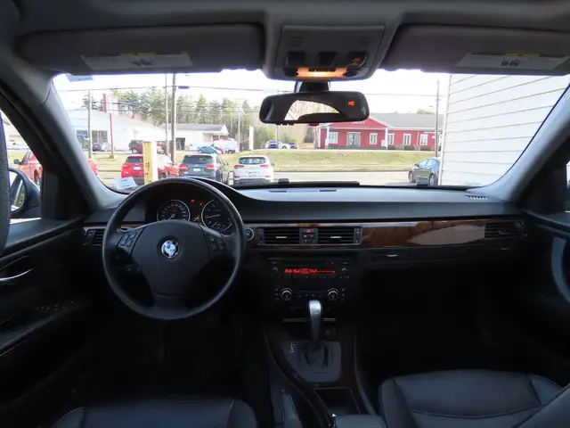 2009 BMW 3 Series - Photo 7