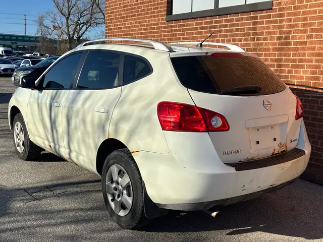 2009 Nissan Rogue AWD 4dr S - Photo 4