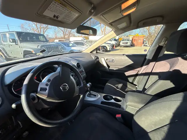 2009 Nissan Rogue AWD 4dr S - Photo 9