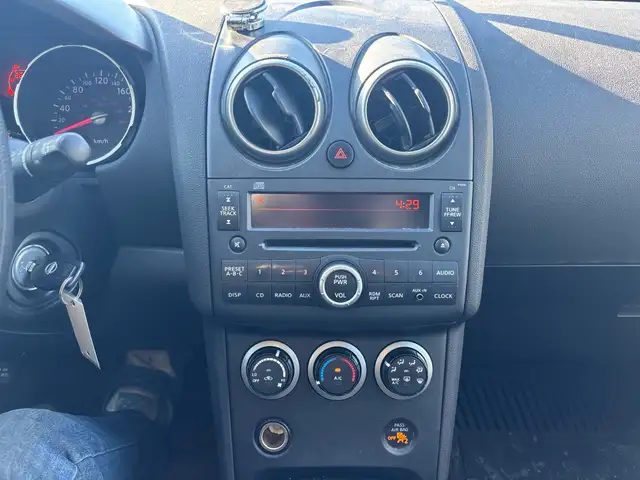 2009 Nissan Rogue AWD 4dr S - Photo 16