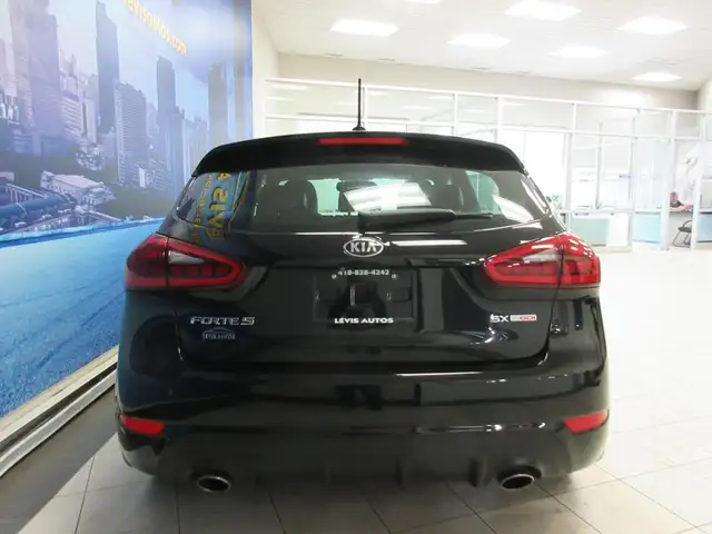KIA FORTE 5 2016 SX 1.6L TURBO MANUEL 6 RAPPORTS CUIR NOIR CAMER - Photo 5