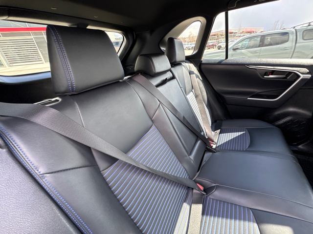 2025 Toyota RAV4 Hybrid XSE - Sunroof - Power Liftgate - Photo 9