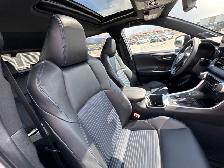 2025 Toyota RAV4 Hybrid XSE - Sunroof - Power Liftgate - Photo 11