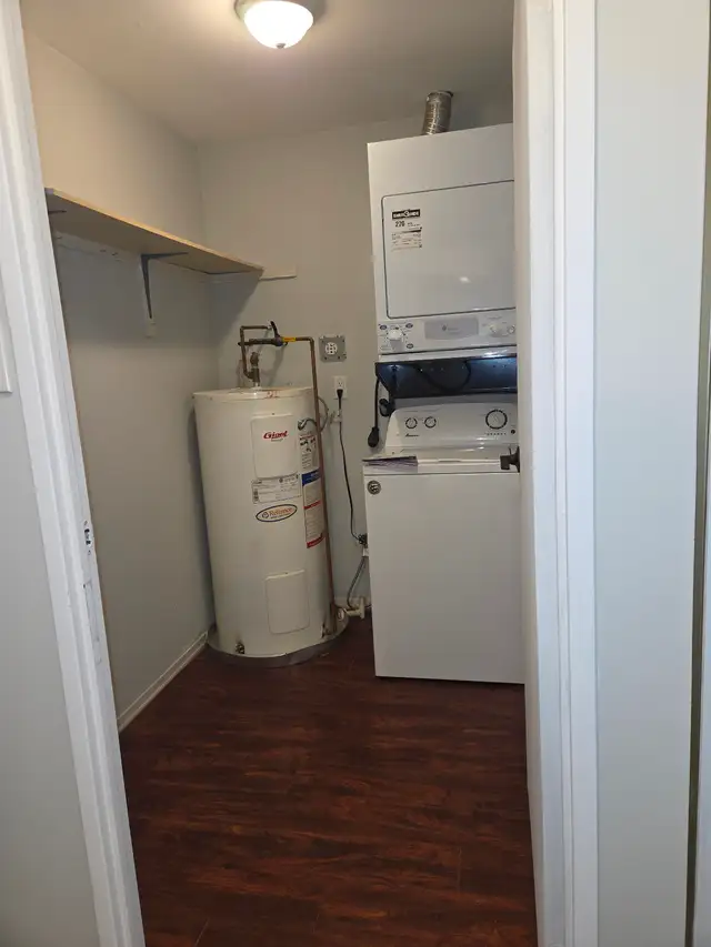 One Bedroom Apartment Condo Rental - Photo 8