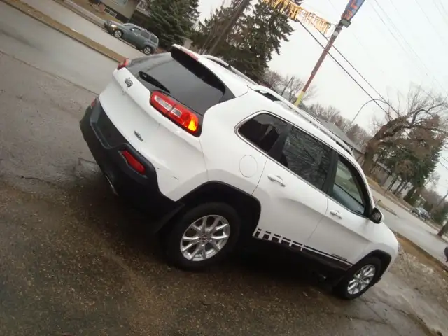 2015 Jeep Cherokee NORTH EDITION FWD - Photo 3