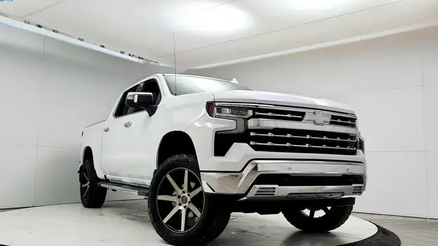 2022 Chevrolet Silverado 1500 LTZ - Photo 9