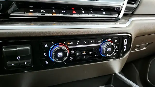 2022 Chevrolet Silverado 1500 LTZ - Photo 20