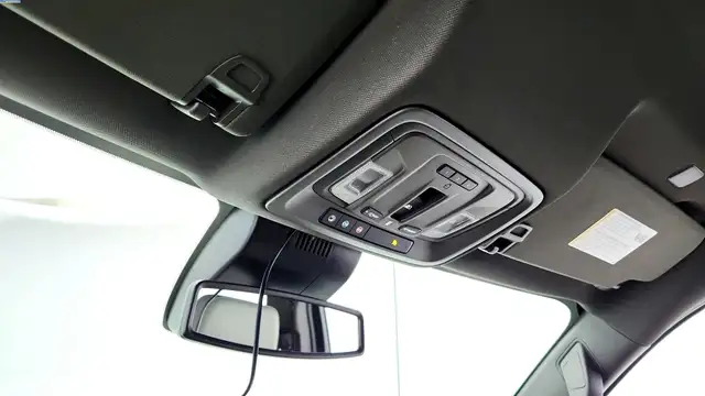 2022 Chevrolet Silverado 1500 LTZ - Photo 21