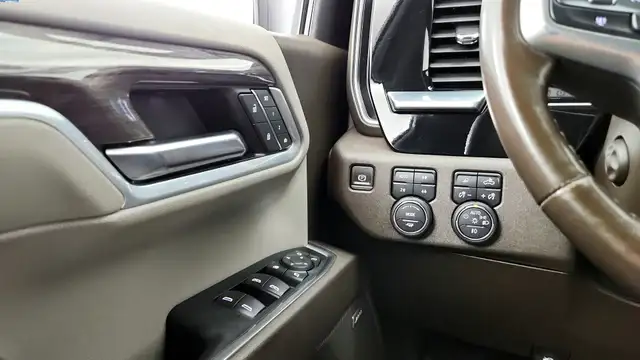 2022 Chevrolet Silverado 1500 LTZ - Photo 22