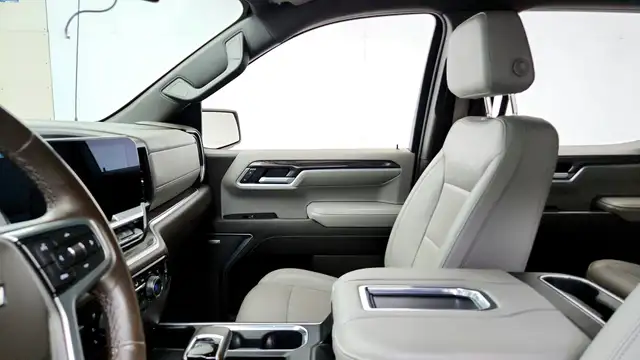 2022 Chevrolet Silverado 1500 LTZ - Photo 26